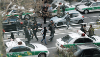 iran.newspaper.gif