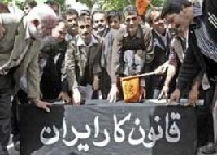 kargaran-mokhalefe-taghiire-ghanoun.jpg