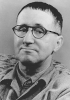 new/Bertolt-Brecht1.jpg