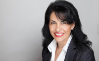 new/afsane-avazpour1.jpg