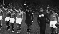 new/football-gheiredemokratha1.jpg