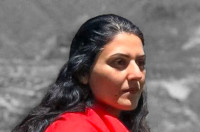 new/golrokh-iraei03.jpg