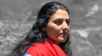new/golrokh-iraiii-02.jpg
