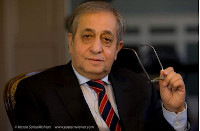 new/hasan-shariatmadari04.jpg
