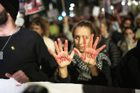 new/khanevadehaye-grouganha02.jpg