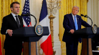 new/macron-trump2025s.jpg
