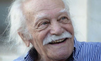 new/manolis_glezos1.jpg