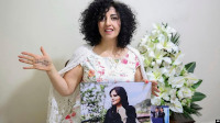 new/narges-mohammadi-08.jpg