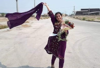 new/sepide-gholian-morakhasi1.jpg